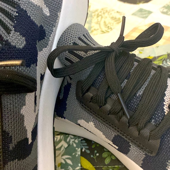 NAUTICA 👟🔥🛍️FINAL $$ DROP!!🔥🛍️ COMFORT FASHION SNEAKERS 👟 CAMOUFLAGE PRINT - Picture 5 of 9